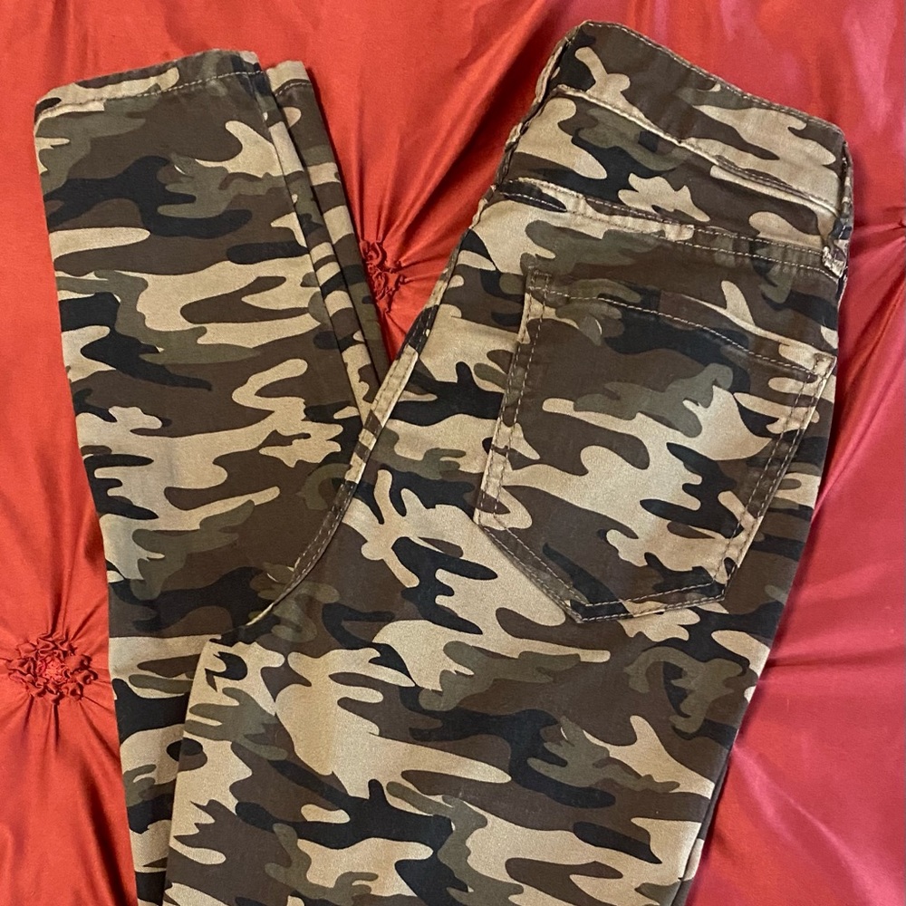 NOBO Camo High Rise Skinny Jeans - Size 3